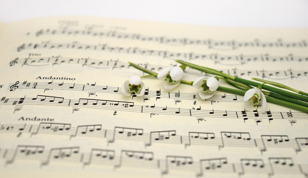 生理中に深呼吸と音楽を組み合わせることで得られる効果は？