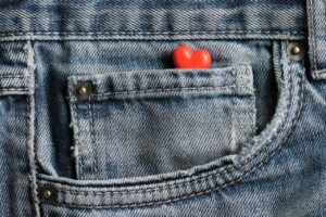 20代の生理周期が恋愛中の肌荒れに与える影響は？